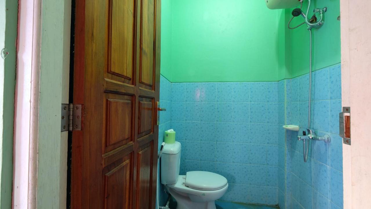 RedDoorz near Mangrove Forest Kupang Kupang  Zewnętrze zdjęcie