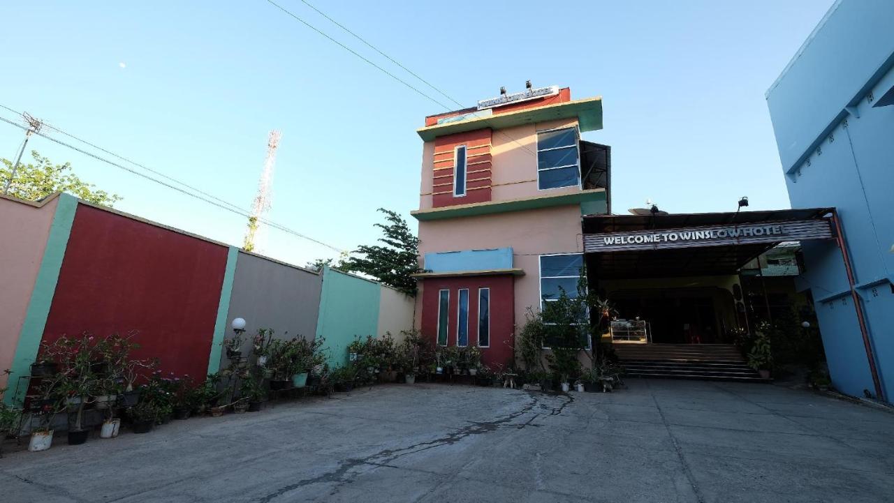 RedDoorz near Mangrove Forest Kupang Kupang  Zewnętrze zdjęcie